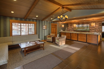 lakeside lodge and suites