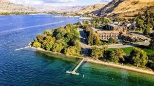 lakeside lodge and suites