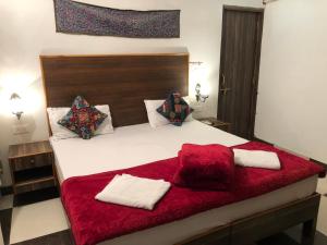 Peacock Paying Guest House,Udaipur>>Eklingji,2 star