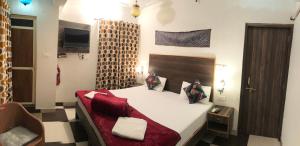 Peacock Paying Guest House,Udaipur>>Eklingji,2 star
