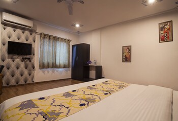 tripli hotels arunoday palace