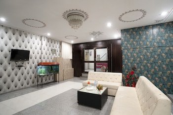 tripli hotels arunoday palace