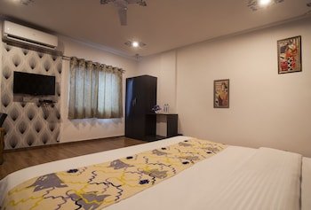 tripli hotels arunoday palace