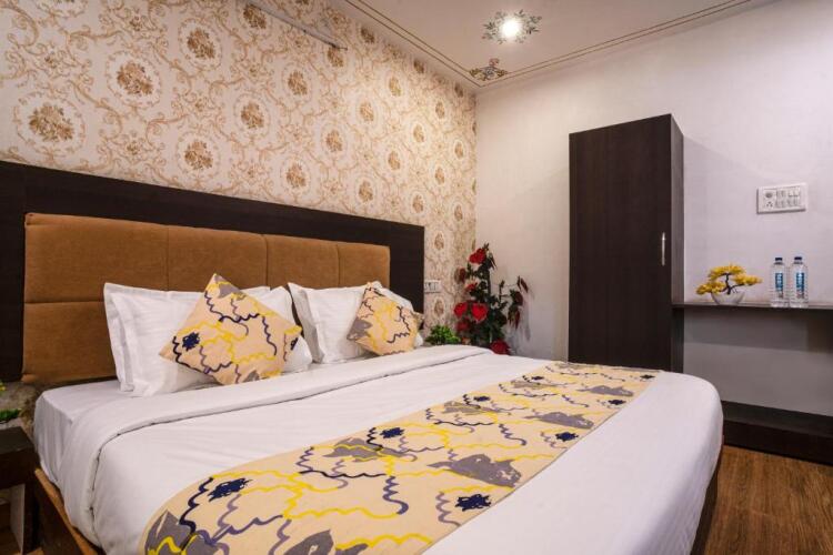 tripli hotels arunoday palace