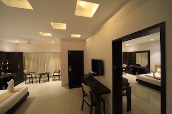 grand signature hotel and spa