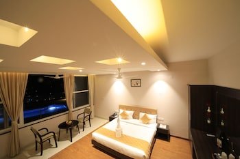 grand signature hotel and spa