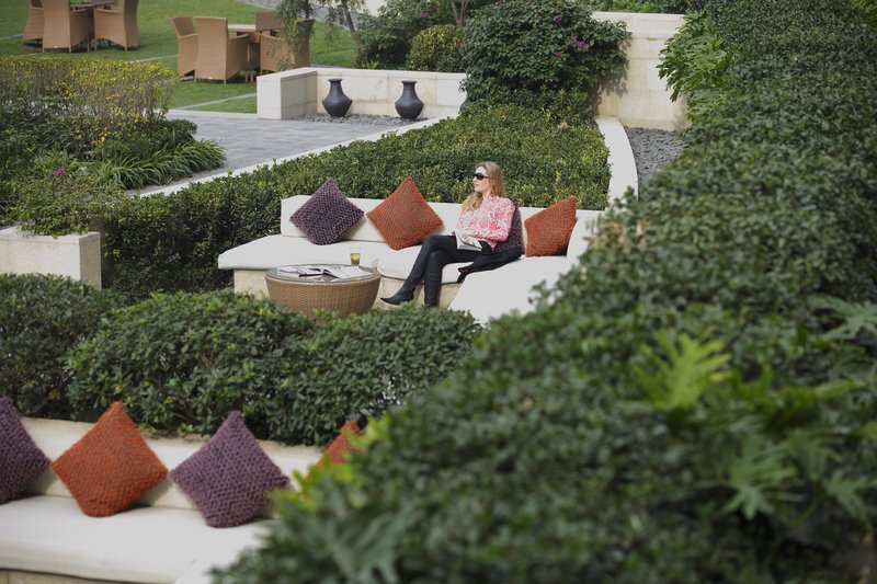 crowne plaza chengdu panda garden by ihg near panda base