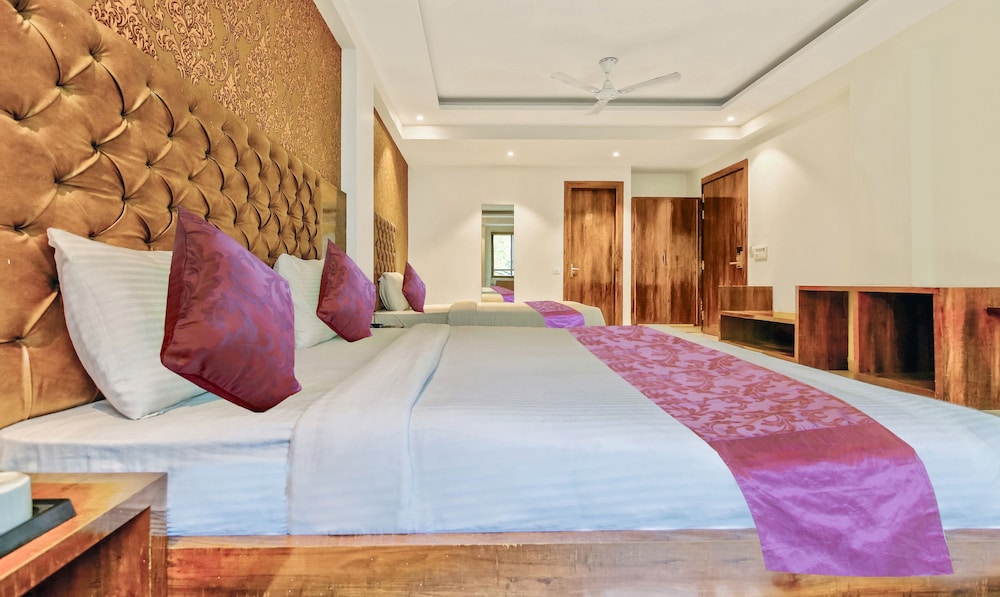 hotel swiss by treebo rooms