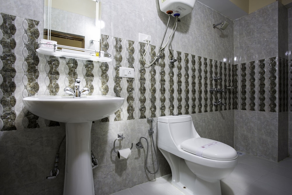golden kuensel resort and spa