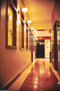 golden kuensel resort and spa