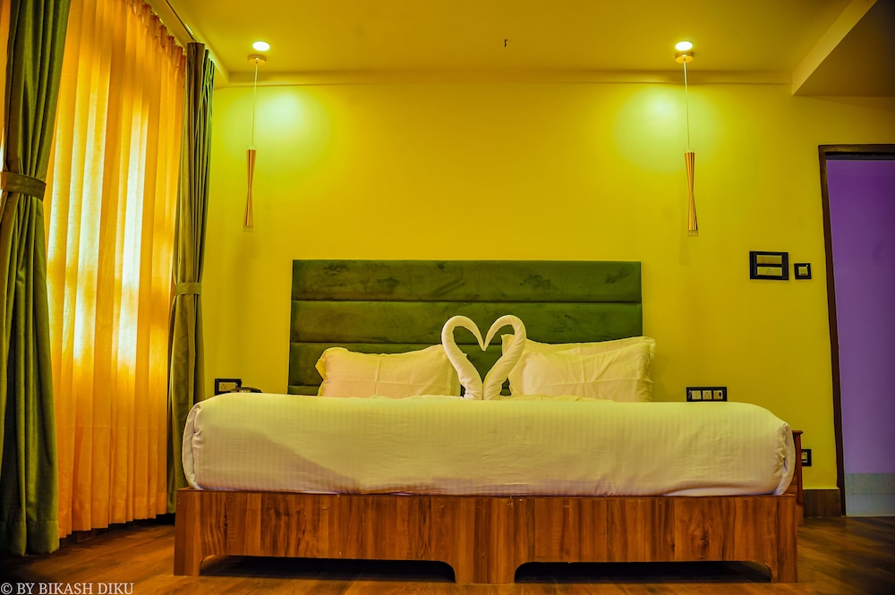 golden kuensel resort and spa