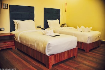 golden kuensel resort and spa