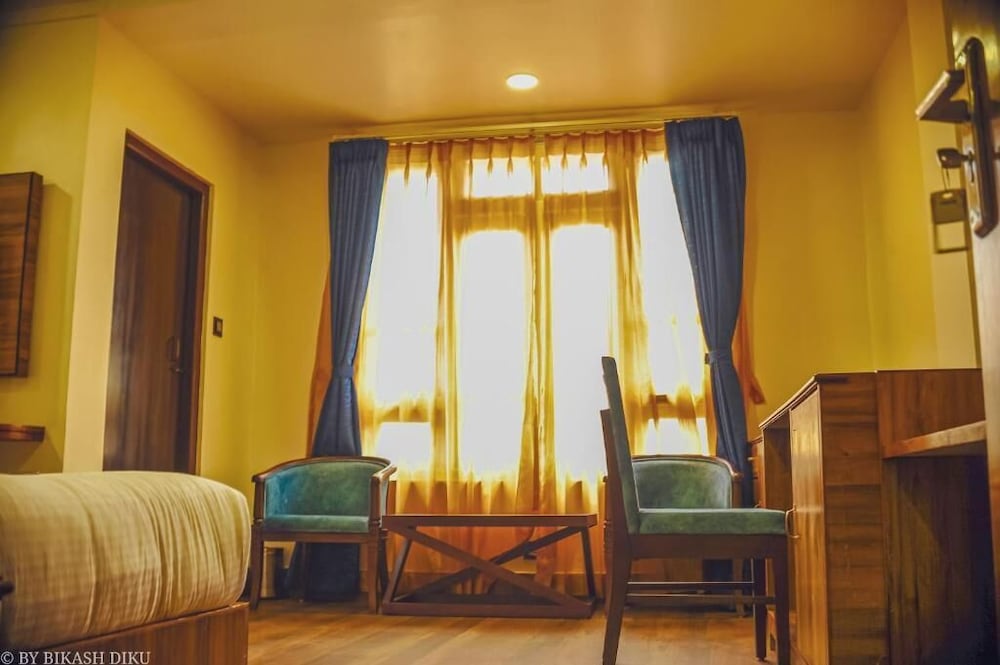 golden kuensel resort and spa