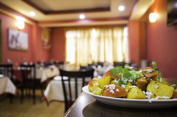 golden kuensel resort and spa