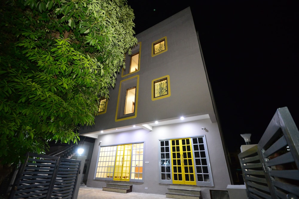 hotel zen rooms alwar