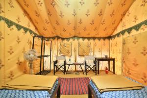 Rann Utsav - The Tent City,Bhuj>>Ahmedabad,4 star