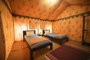 Rann Utsav - The Tent City,Bhuj>>Ahmedabad,4 star
