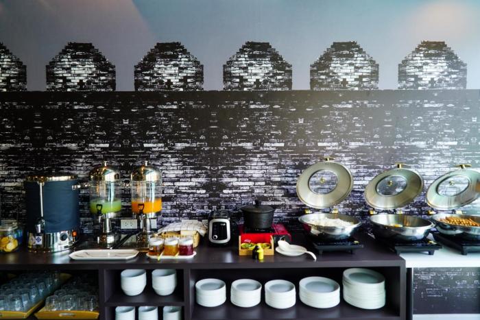 sleep mai lifestyle hotel thapae