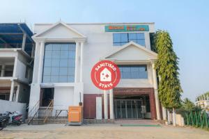 Capital O 26866 Megha Resort,,3 star