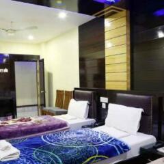 collection o 48222 meera international
