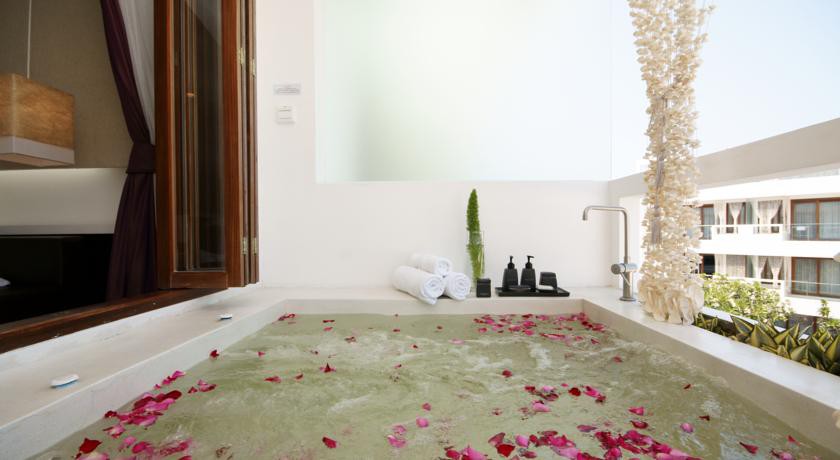 the sea cret hua hin