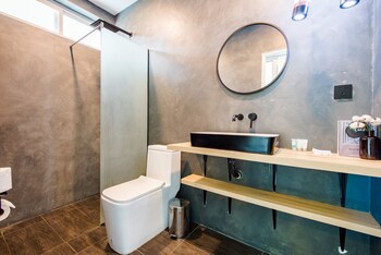 The Beach Village Resort,Prachuap Khiri Khan>>Hua Hin,4 star