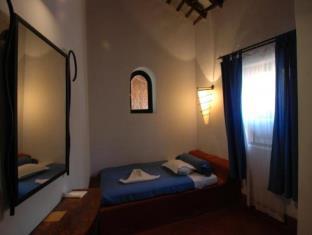 Laguna Anjuna,Bardez>>Anjuna,3 star
