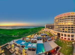 Crowne Plaza Abu Dhabi Yas Island By Ihg,Yas Island>>Abu Dhabi,4 star