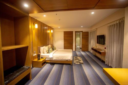 citadel hotel by vinnca