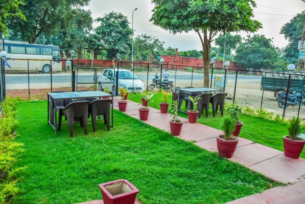 hotel nakshatra