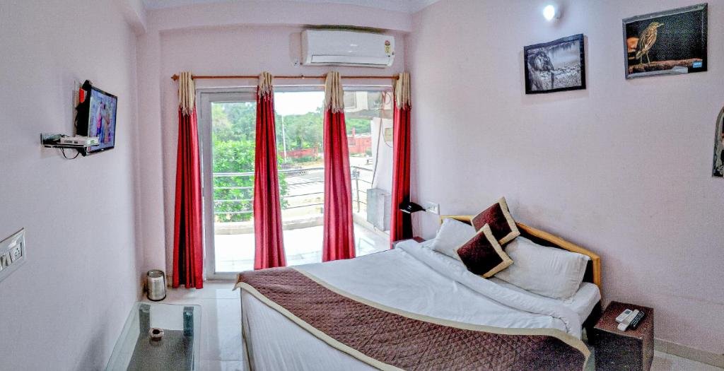 hotel nakshatra