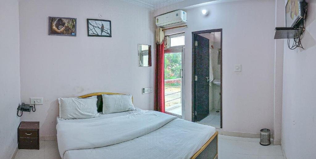 hotel nakshatra