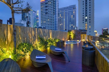 silverland min hotel