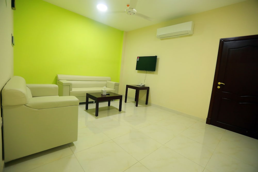 al dhiyafa palace hotel apartment