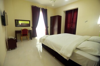 al dhiyafa palace hotel apartment
