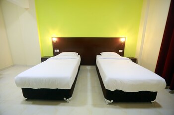 al dhiyafa palace hotel apartment