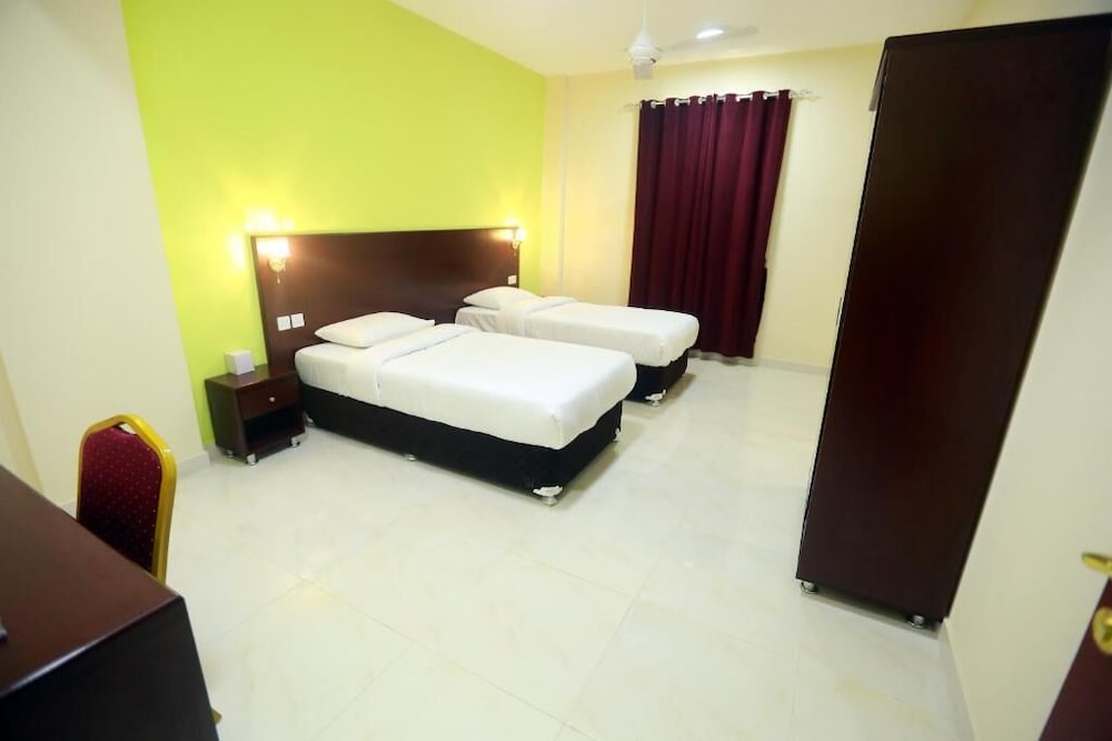al dhiyafa palace hotel apartment