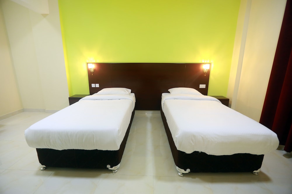 al dhiyafa palace hotel apartment