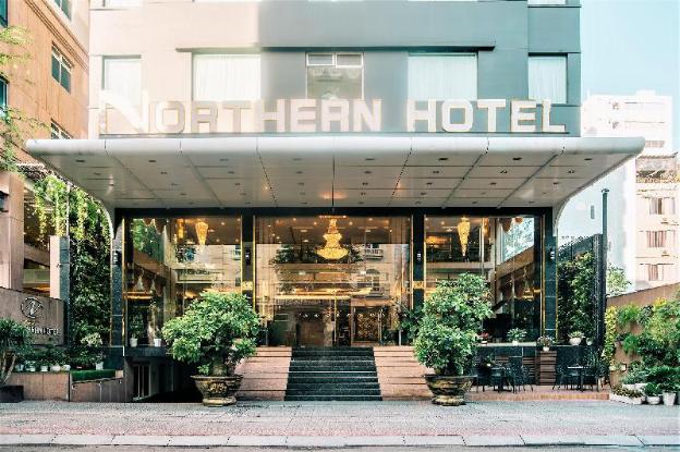 kin hotel thi sach