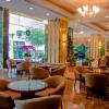 kin hotel thi sach