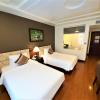 kin hotel thi sach