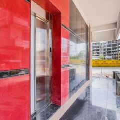 capital o 28216 raajas grand
