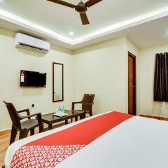 capital o 28216 raajas grand
