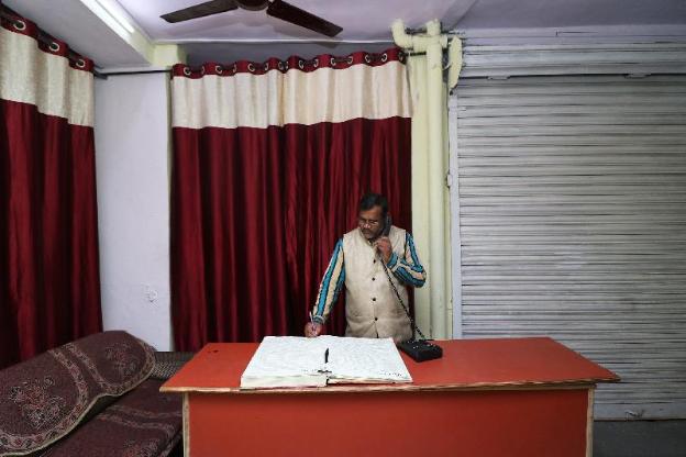 spot on 27004 hotel om sai plaza