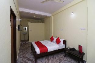 spot on 27004 hotel om sai plaza