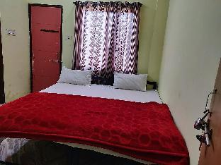 spot on 27004 hotel om sai plaza