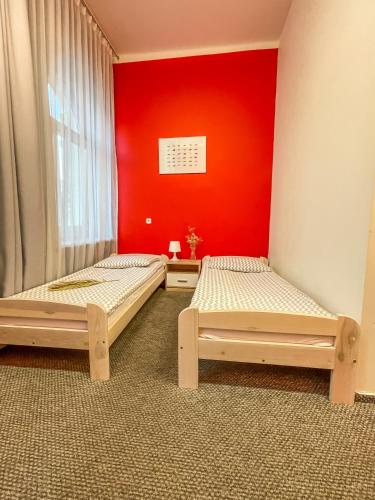 moon hostel warszawa