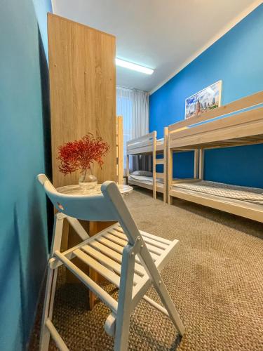 moon hostel warszawa