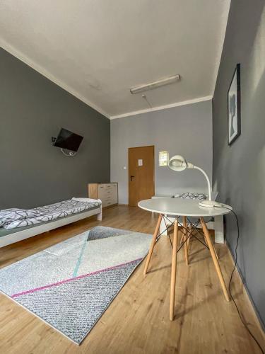 moon hostel warszawa