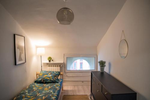 moon hostel warszawa